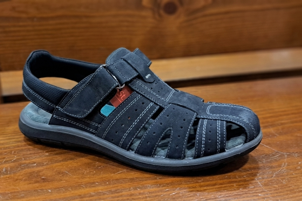 Sandalia cerrada negra 40/46